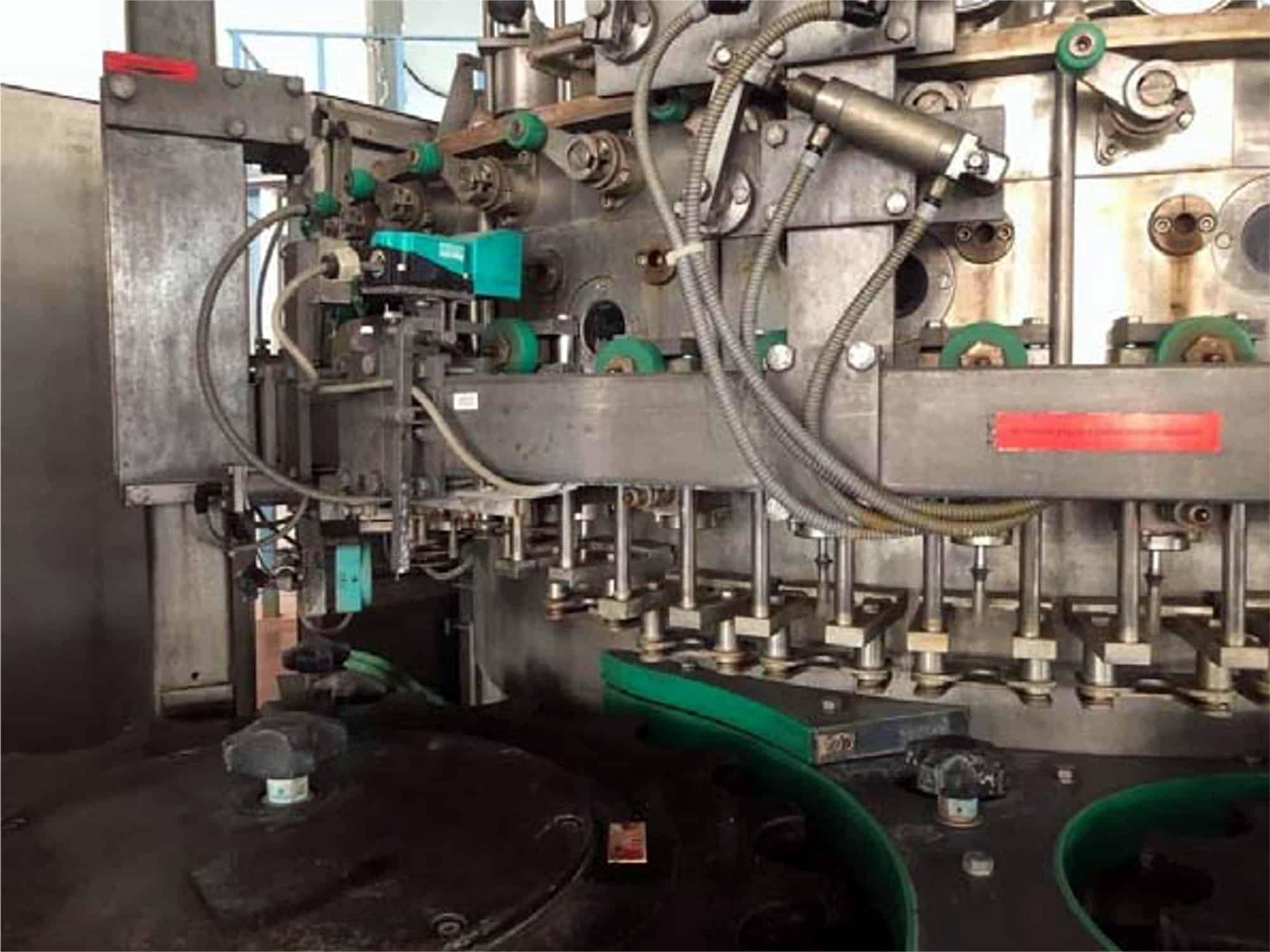Pomieszczenie robocze of Krones TriBlock (rinser, filler, capper)